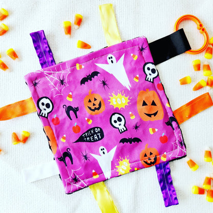 Halloween Spooky Crinkle Tag Square